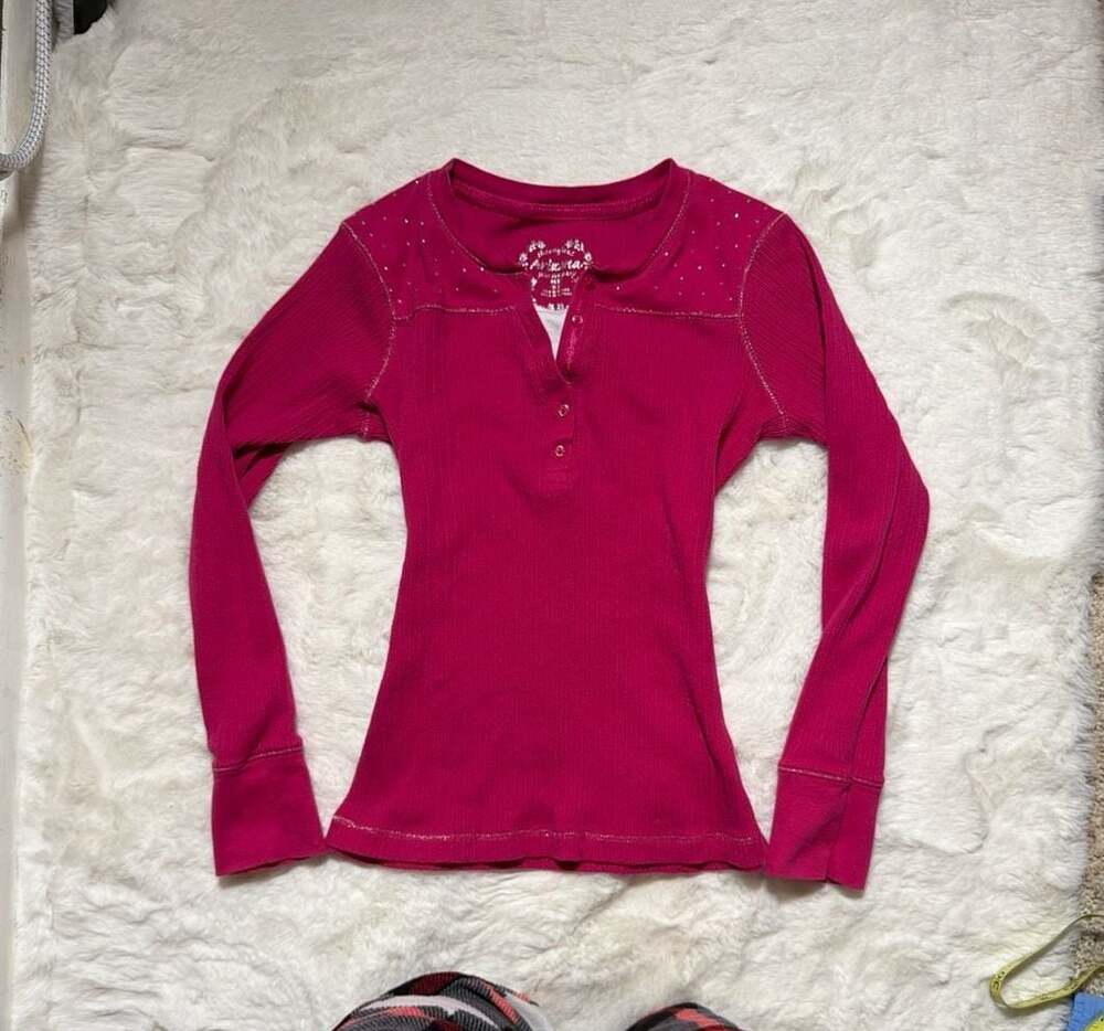 Arizona Jean Co. Pink Ribbed Rhinestone Henley